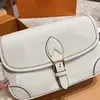 Bolso cruzado de moda para mujer, flor en relieve Vintage, 3 colores, bolsos de hombro de diseñador superior, bolso cruzado de viaje de lujo, venta al por mayor clásico