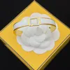 Designers Diamond Bangle for Women Mens Golden Sier Letters Armband för älskare Bröllopsengagemangsmycken 2308267Z