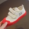 Athletic Outdoor Kids Shoes Canvas Casual Spädbarn Baby Barn Girls Body Candy Color Soft Bottom Bekväm nonslip 230825