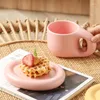 Fincan tabakları sanat çift kahve fincanı espresso porselen yeniden kullanılabilir sevimli çay lüks portatif xicaras fofas e diferentes set