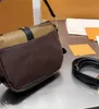 Designers sacos mulheres bolsa de ombro mensageiro totes moda bolsas metálicas couro vintage sela saco clássico crossbody embreagem