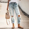 Jeans Femme 2022 Nouvelles femmes mode taille moyenne petit ami grand trou déchiré jean décontracté haute rue denim pantalon dames sexy vintage crayon jean T230826