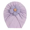 Gorro de algodão para bebês meninas, gorro quente de inverno com flor, acessórios para cabelo recém-nascidos, cores doces, gorro de flor, adereços para sessão de fotos para crianças