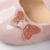 Pierwsze spacerykery dziecięce buty dziecięce Born Girl Princess Pu Toddler Bow Decor Rube Sole Antislip Walker 018m 230825