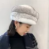 Szerokie brzegowe czapki w stylu damskim gęsta futrzana słomka kapelusz zimowy luksusowe norek ciepłe top plisowane moda moda wiatroodporna i zimna 230825