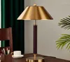Lampes de table lampe créative et simple maison chambre lampe de chevet bureau d'étude El décoratif