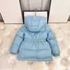 ダウンコートベビー服の子供のデザイナーの子供のデザイナー衣服男の子のジャケットLuxurysダウンズパーカー