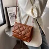 Bolsos de noche Diseño a cuadros Crossbody para mujer Bolsos de moda Cadena Bolso de hombro Suave Pu Cuero Mujer Cruz Cuerpo 230826