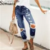 Jeans Femme 2022 Nouvelles femmes mode taille moyenne petit ami grand trou déchiré jean décontracté haute rue denim pantalon dames sexy vintage crayon jean T230826