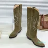 Botas de vaquero occidentales Tacón grueso Wish Star Botas a media pantorrilla Estilo punta estrecha Botines de caballero Diseñadores de lujo Zapato para mujer Calzado de fábrica