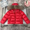 Baby Kid Designer Kleidung Kindermäntel Kleidung Designer Klinte Luxus mit Buchstaben Kapuzendicke warme Outwear Girl Boy Stricklogo Stickerei