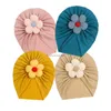 Gorro de algodão para bebês meninas, gorro quente de inverno com flor, acessórios para cabelo recém-nascidos, cores doces, gorro de flor, adereços para sessão de fotos para crianças