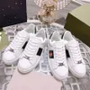 Luxury brand Men's Ace Embroidered Sneakers White Sneakers Women's Real Leather Shoes Embroidery Classic Shoes Embroidery Bee Tiger 01