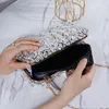 Kvällspåsar Kvinnor Evening Bags Fashion Luxury Sequin Beaded Banket Handväskor Kopplingar Damkedjan Små axelväska Purses 230825