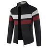 Chaquetas para hombres Abrigo de béisbol para hombres Chaqueta casual Suéter con cremallera Otoño Invierno Moda Jerseys de punto a rayas Blusa fría Jerseys Abrigo 230826