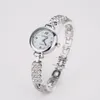 Montres-bracelets mignon diamant montre pour femmes robes de luxe 2023 mode quartz en acier inoxydable femmes montres livraison gratuite