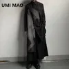 남자 트렌치 코트 UMI MAO 가을 가을 어두운웨어 스트리트웨어 기술복 중간 길이 주름 치마 코트 세련된 프린트 헐렁한 빈티지 윈드 브레이커 230826