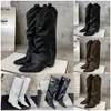 Cagole Boot Designer Nieten Halbstiefel Damen Seitlicher Reißverschluss Lokomotive Sexy Spitze Mode Stiefel High Heels Luxus Western Motorrad Booties