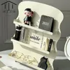 Dekorativa föremål Figurer Ins Style Desktop Cosmetics Helf Parfym Lipstick Organizer Desk smycken Lagring Displa 230826