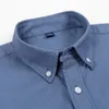 Camisas de vestido masculinas Buttondown 100 algodão Oxford casual único remendo bolso manga longa padrão xadrez listrado camisa versátil 230826