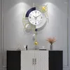 Relojes de pared grandes digitales modernos sala de estar Metal Arte Simple reloj de moda relojes colgantes dorado Negro decoración del hogar