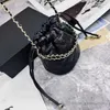 Luxur Diamond Checkered Handbag Fashion Girls Lace-Up Metal Chain Bucket Bags Lady Style Kids Messenger Mini Bag