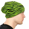 Berretti Neon Green Zebra Print Skullies Berretti Cappelli Modello animale Hip Hop Berretto da esterno unisex Caldo cappello lavorato a maglia con cofano multifunzione