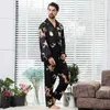 Vêtements de nuit pour femmes Summer Couple Costume Pyjamas Ensembles Imprimer Mode Luxe Hommes Femmes Faux Soie Casual Deux Pièces Nuisettes