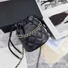 Luxur Diamond Checkered Handbag Fashion Girls Lace-Up Metal Chain Bucket Bags Lady Style Kids Messenger Mini Bag