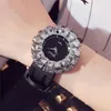 ساعة Wristwatches Fashion Women's Watch Shining Blingbling Crystal Quartz تشاهد نساء سيليكون فرقة عرضية للسيدات