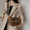 Messenger çantaları çantalar kadınların yeni bir sling omuz crossbody kadın çantası moda ağı kırmızı küçük kare çanta mektup yazdırma canlı yayın eyer çanta