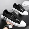 2023 New Style Luxury Brand High Quality Embroidered Bee Men Casual Shoes New Autumn Women Shoes Fashion Lace-Up Men Walking Shoes