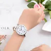 Armbandsur Woman's Watch Fashion Simple White Quartz Sport Leather Band Casual Ladies Watches Women Wrist