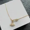 ketting Armband Oorbellen Designer voor Dames accessoires 4 Klavertje Vier Gouden Ketting Bloemhangerkettingen 18K vergulde hangers Dameskettingen