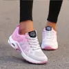 Mujeres transpirables para al aire libre Carrería de ropa blanca de tenis zapatos deportivos zapatillas para caminar casual para wamen 230826 163