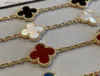 Luxury Van Clover Men armband för kvinnor smycken Bangle Diamond Mens Designer Armband 03