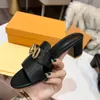 Tasarımcı Kadınların Yüksek Topuklu Terlik Deri Seksi Yaz Tıknaz Sandalet Moda Seksi Parti Ayakkabıları Boyut 35-44