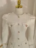 Grundläggande avslappnade klänningar Elegant Autumn Winter Tweed korta klänningar Kvinnorelegant O-Neck Puff Sleeve Single-Breasted Slim Mini Dress Woolen Party Vestidos 2024