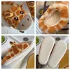 Slippers Schattige Dieren Slipper Voor Vrouwen Meisjes Mode Kawaii Pluizige Winter Warme Slippers Vrouw Cartoon Giraffe Huis Slippers Grappige Schoenen 230826