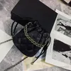 Borsa a quadretti di lusso con diamanti Borse a secchiello con catena in metallo con lacci per ragazze alla moda Mini borsa messenger per bambini stile lady