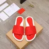 Mens Studs Slippers Flat Spikes Slide Oversize Pool Sandals Thick Bottom Spike Mule Platform Beach Slipper Casual Fashion Rubber For Women Shoes with Box