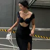 Robes décontractées Tempérament féminin Soirée à manches courtes Creux Slit Robe courte 2023 Mode d'été Noir Sexy Babes Jupe