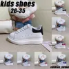 2023 Designer Enfants Chaussures Blanc Rose Dream Blue Sangle unique Sneaker surdimensionné Semelle en caoutchouc Infant Garçons Filles Soft Cuir de veau Cuir Baskets Chaussures de sport