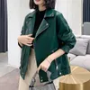 Femmes en cuir Faux véritable veste femmes courte Locomotive fermeture éclair en peau de mouton Harajuku mode lâche à la mode vert foncé Lederjacke Damen 230828