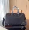 Mode driehoekige reistassen Nylon handtassen Grote capaciteit handbagage Handbagage Hoge kwaliteit plunjezakken Luxe herenbagage Gentleman Commerce draagtas