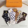 Mens Socks Designer Luxury Fashion Mens and Womens Cotton Breattable Left Face tryckt 5 par Sock Z1pr