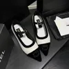 Paris neue hochwertige Damen-Kleiderschuhe Die neuesten modischen Sport-Schnürsenkel-Kettenkopf-Sandalen mit dickem Absatz Leichte und bequeme Freizeitschuhe für Damen