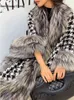 Womens Fur Faux Inverno Frio Casaco Elegante Engrossado Luxo Designer Temperamento Jaqueta De Pelúcia Xaile Cape 230828