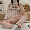 Indumenti da notte da donna Pigiama in velluto rosa dolce Set da donna Pigiama stile retrò da corte Pour Femme Tailleur pantalone Velluto sciolto Abbigliamento da notte Pigiami