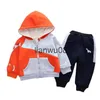 Set di abbigliamento Set di abbigliamento per bambina di fascia alta Set di abbigliamento per bambina Autunno Inverno Peluche spesso Giacca con cappuccio Pantaloni Completo Set per bambino caldo Abbigliamento per bambini x0828